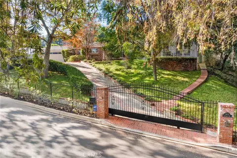 3977 Archdale Rd, Encino, CA 91436
