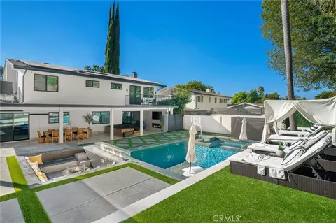 5816 Valerie Ave, Woodland Hills, CA 91367