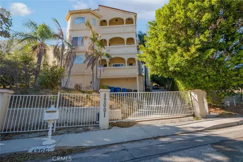 12001 Shoshone Ave, Granada Hills, CA 91344