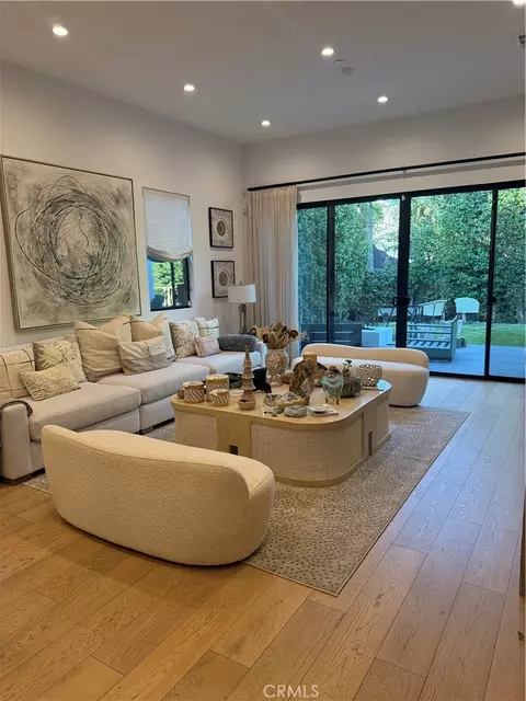4947 Enfield Ave, Encino, CA 91316