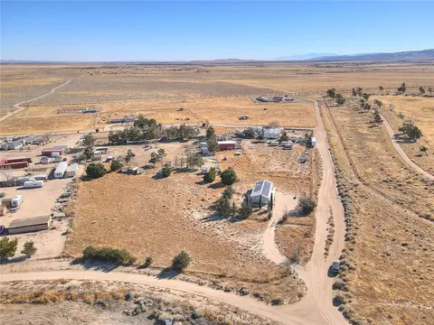 25253 Malmo St, Lancaster, CA 93536 photo 13