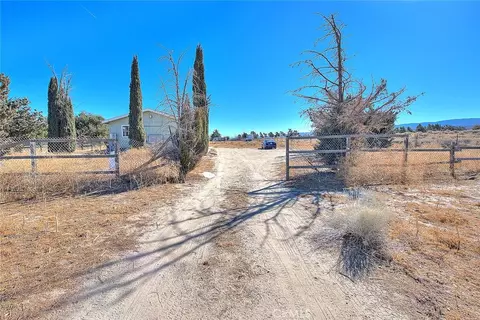 25253 Malmo St, Lancaster, CA 93536 photo 7