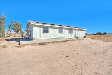 25253 Malmo St, Lancaster, CA 93536 photo 3