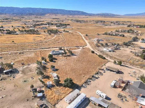 25253 Malmo St, Lancaster, CA 93536 photo 16