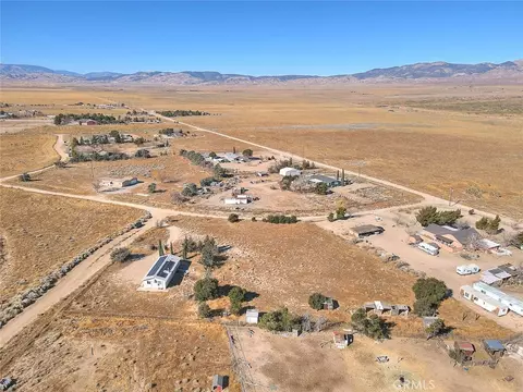25253 Malmo St, Lancaster, CA 93536 photo 15