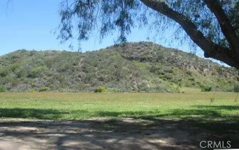 15840 Sierra Hwy, Canyon Country, CA 91390