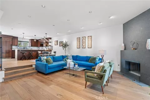 21900 Marylee St #283, Woodland Hills, CA 91367
