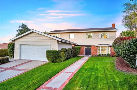 22531 Waterbury St, Woodland Hills, CA 91364