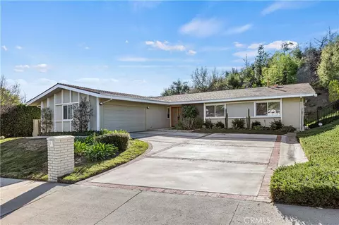 24674 Eilat St, Woodland Hills, CA 91367