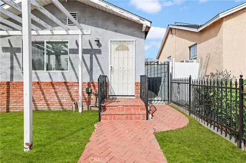 13507 Sayre St, Sylmar, CA 91342