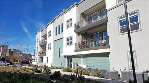26976 Prospector Rd #201, Valencia, CA 91381