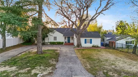 5835 Jumilla Ave, Woodland Hills, CA 91367