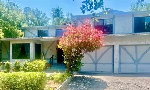 4611 Louise Ave, Encino, CA 91316
