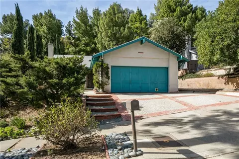 13953 Candlewood Dr, Sylmar, CA 91342