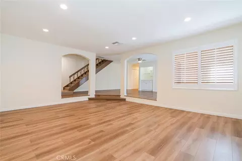 5401 Zelzah Ave #124, Encino, CA 91316