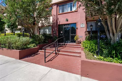 5349 Newcastle Ave #59, Encino, CA 91316
