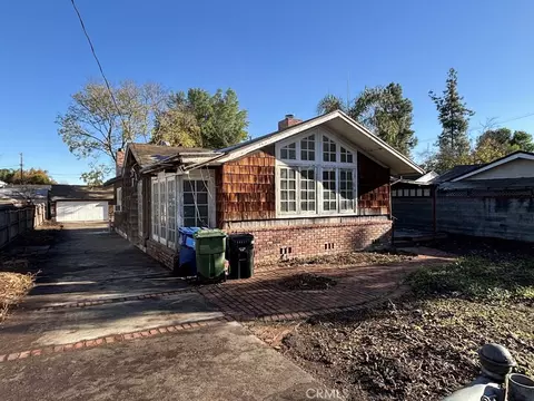23213 Canzonet St, Woodland Hills, CA 91367