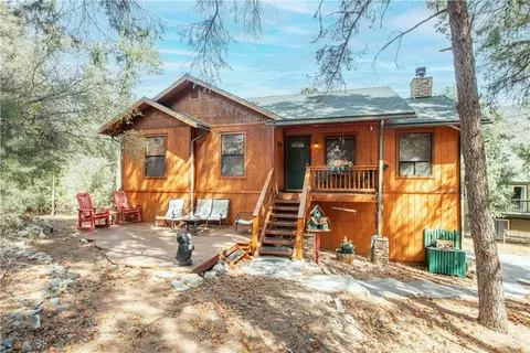 14017 Yellowstone Dr, Frazier Park, CA 93225
