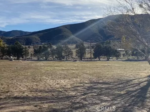 11039 Elizabeth Lake Rd, Palmdale, CA 93551