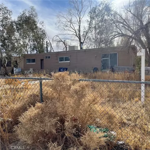 843 Sky Pl, Ridgecrest, CA 93555