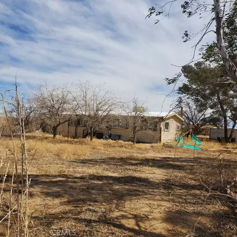 1010 N Oriole St, Inyokern, CA 93527