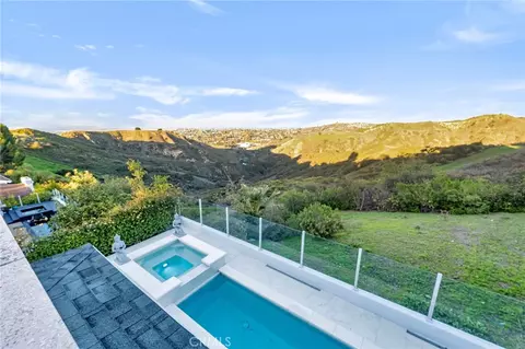 3410 Ivy Trl, Calabasas, CA 91302