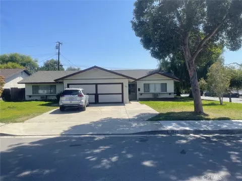 1924 Royalty Dr, Pomona, CA 91767