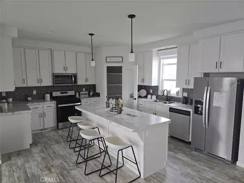 350 E San Jacinto #12, Perris, CA 92571