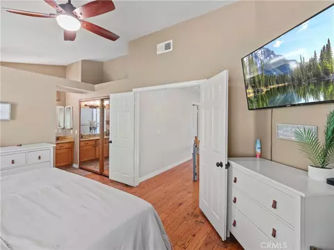 Bedroom - 21741 Jeffers Ln, Saugus, CA 91350 photo 3 of 5