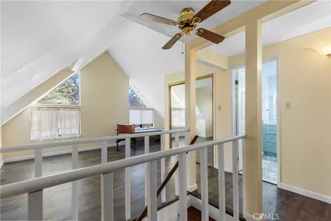Entry Way - 27900 Bear Valley Rd, Tehachapi, CA 93561 photo 2 of 4