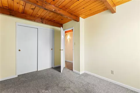 Bedroom - 27900 Bear Valley Rd, Tehachapi, CA 93561 photo 2 of 8