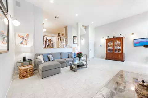 5229 Balboa Blvd #19, Encino, CA 91316
