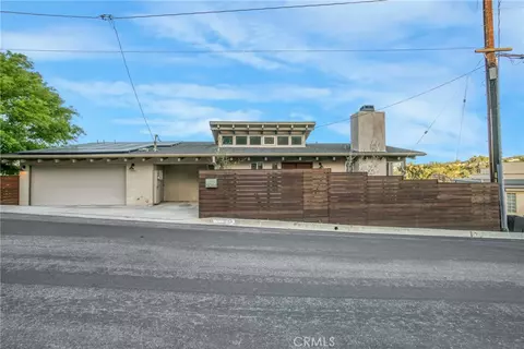5084 Llano Dr, Woodland Hills, CA 91364