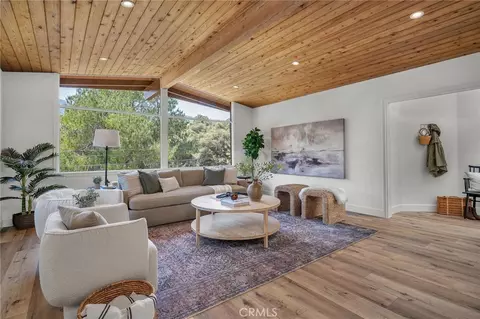 821 Crater Camp Dr, Calabasas, CA 91302