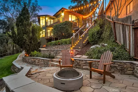 4432 Ensenada Dr, Woodland Hills, CA 91364
