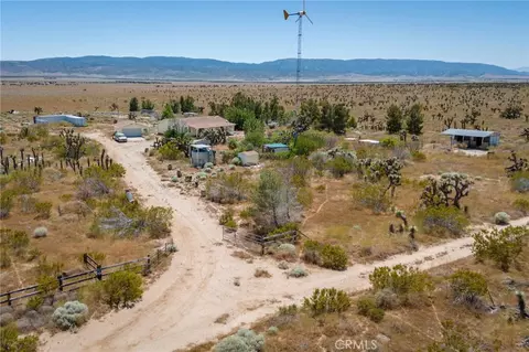 19620 W Avenue A, Lancaster, CA 93536