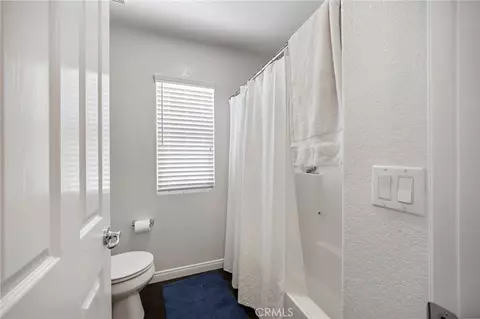 Bath - 34695 Desert Rd, Acton, CA 93510 photo 3 of 4