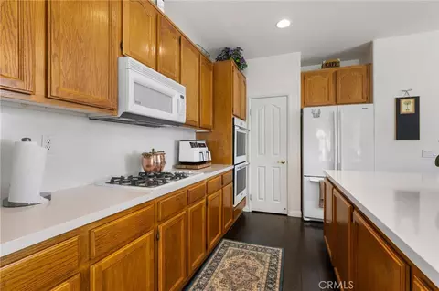 Kitchen - 34695 Desert Rd, Acton, CA 93510 photo 3 of 3