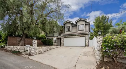 3537 Gladiola Dr, Calabasas, CA 91302