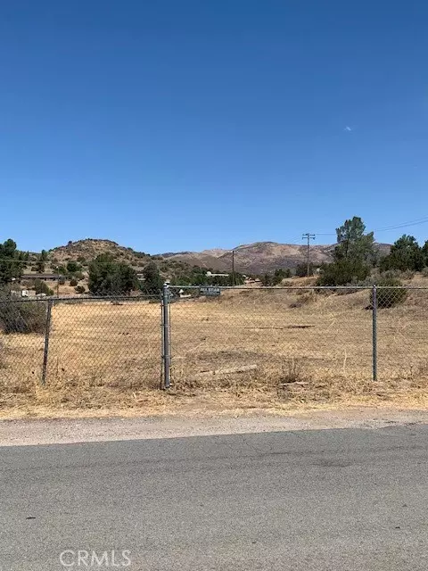 3362 Syracuse Ave, Acton, CA 93510 photo 2