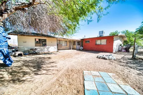 Exterior - 84647 5th St, Trona, CA 93562 photo 2 of 13