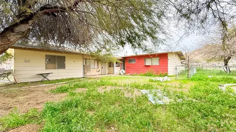 84647 5th St, Trona, CA 93562