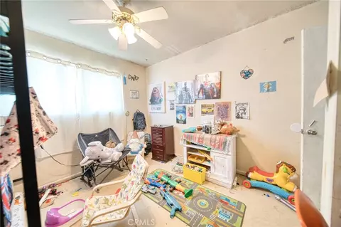Bedroom - 84647 5th St, Trona, CA 93562 photo 4 of 5