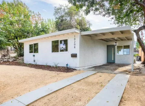 10208 Marcus Ave, Tujunga, CA 91042