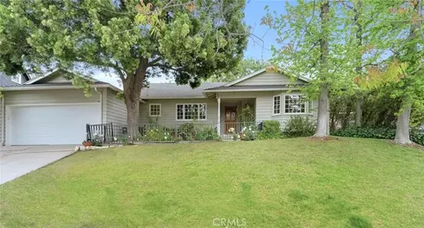 5642 Ramara Ave, Woodland Hills, CA 91367