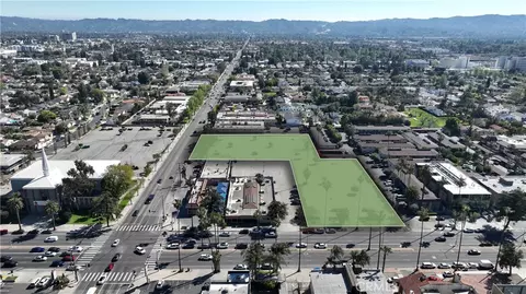 7117 Kester Ave, Van Nuys, CA 91405