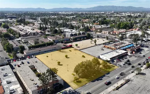 7117 Kester Ave, Van Nuys, CA 91405
