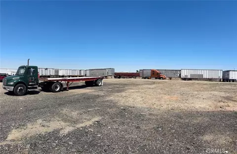 42056 7th St E, Lancaster, CA 93535