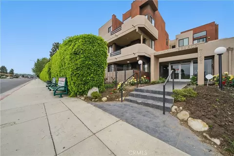 7826 Topanga Canyon Blvd #218, Canoga Park, CA 91304
