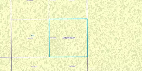 0 E Vic Ave S10, Llano, CA 93591 photo 2